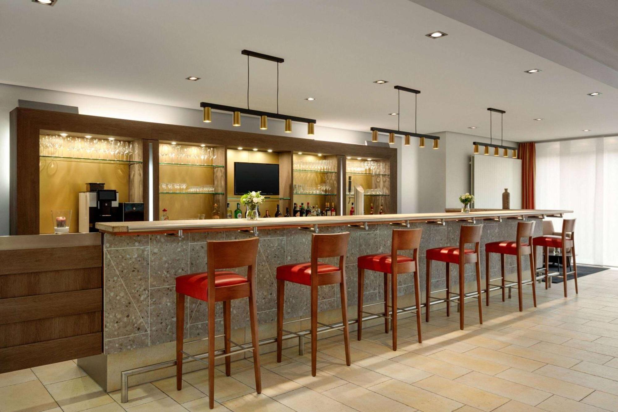 Ramada By Wyndham Duesseldorf Ratingen Exterior foto