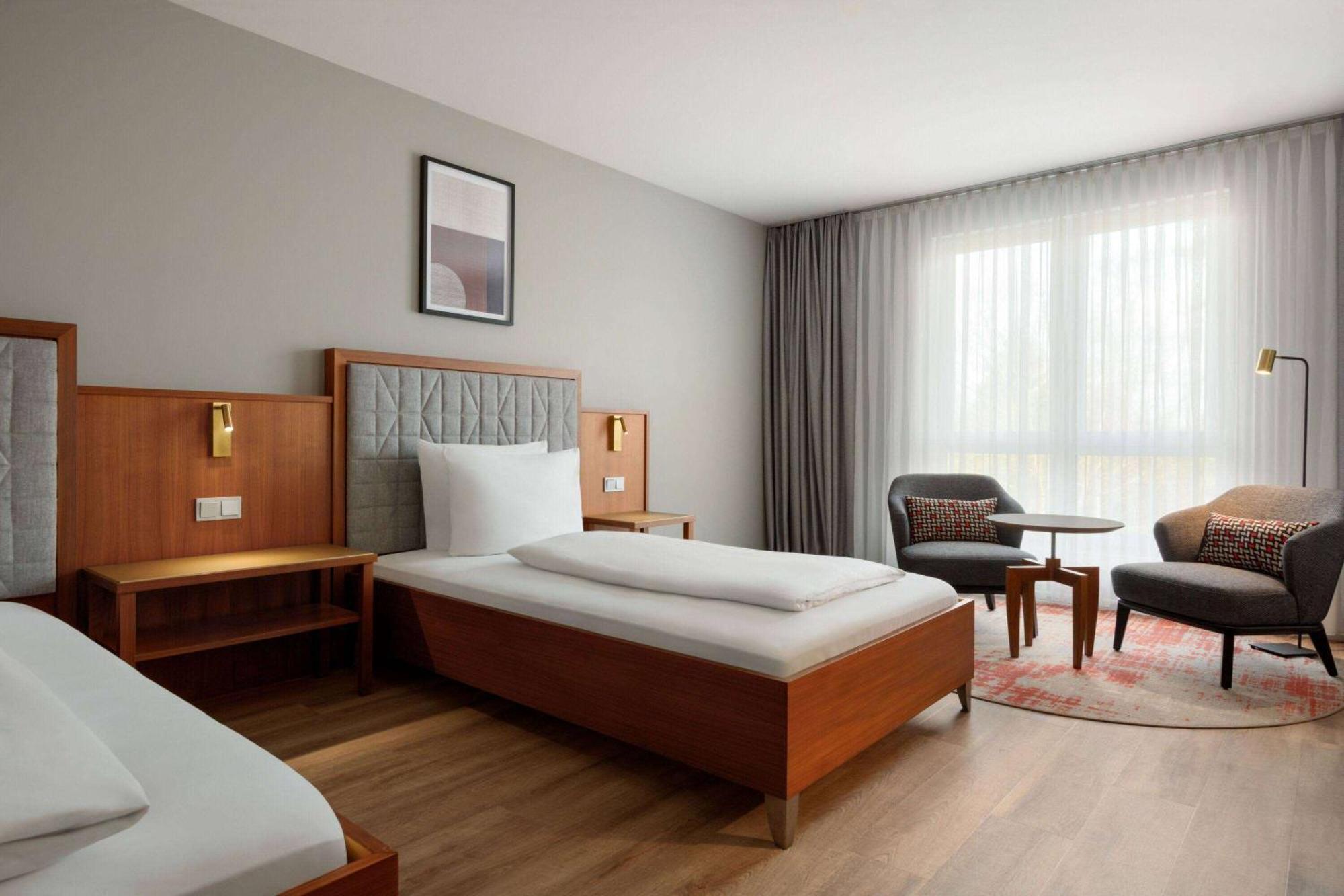 Ramada By Wyndham Duesseldorf Ratingen Exterior foto