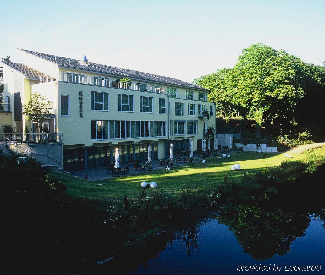 Ramada By Wyndham Duesseldorf Ratingen Exterior foto